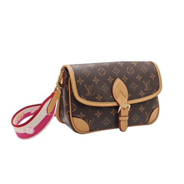 LOUIS VUITTON Diane PM Brown Baguette Bag - Image 4
